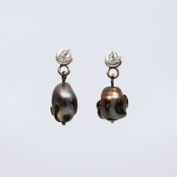 sidabriniai auskarai su perlais